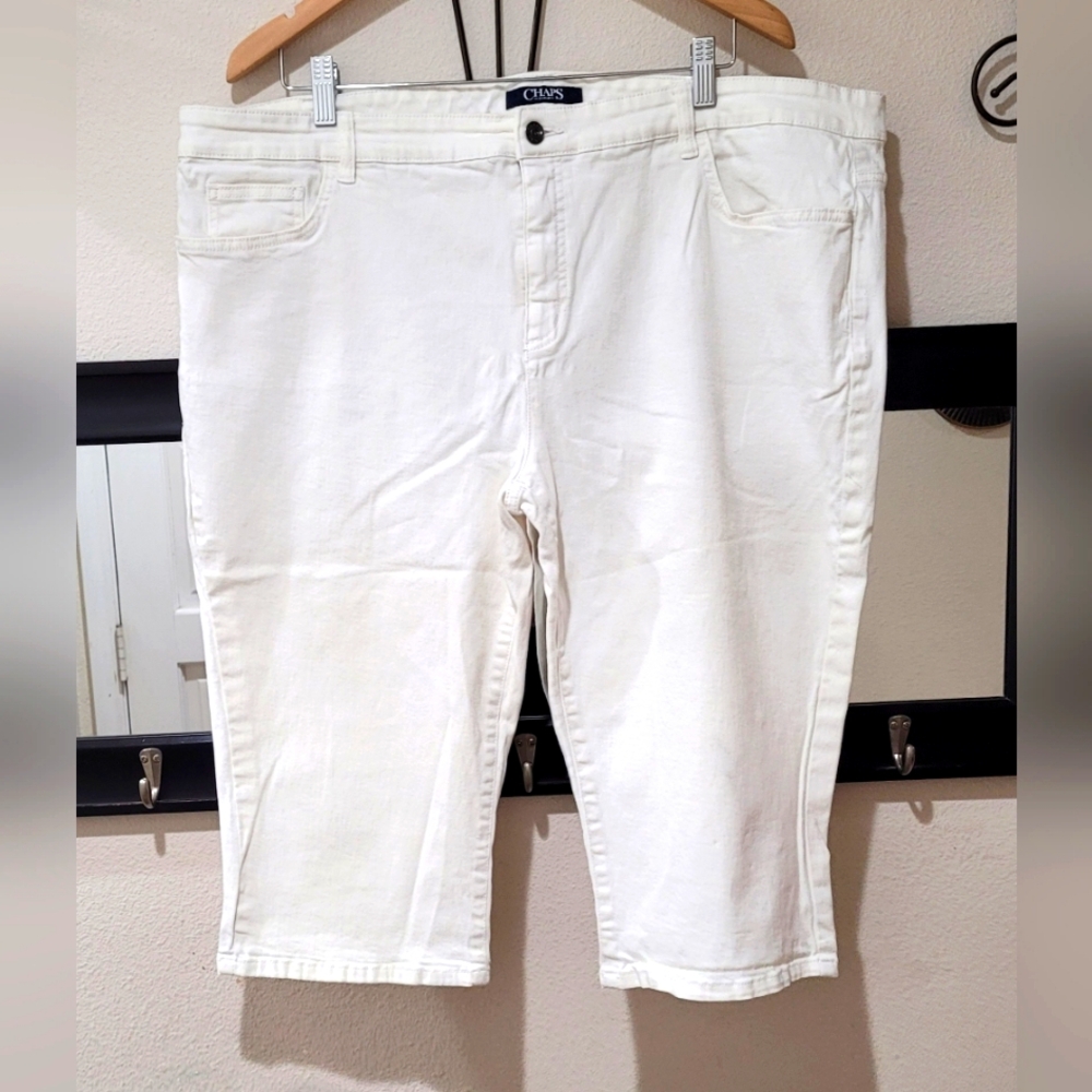 Chaps Plus Size Women’s White Cropped Stretchy Jeans Size20  Pre-Loved